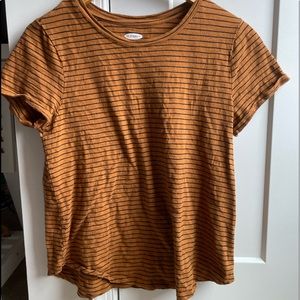 Old Navy everyday t-shirt
